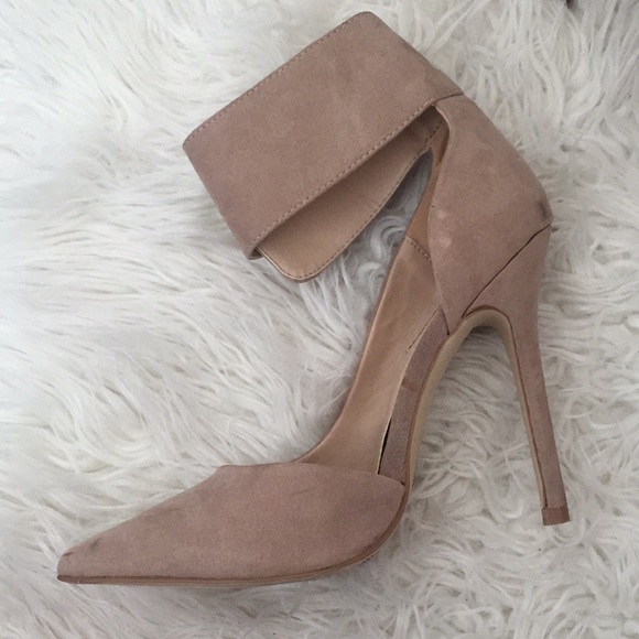 Nude Heels - Picture 3 of 3